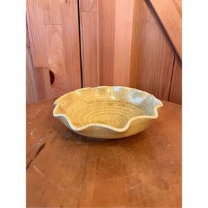 Vintage Tan Speckled Pigeon Forge Pottery Pinch Pot Dish  (6887)